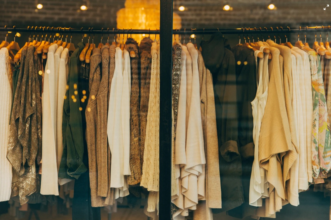 clothing-store clothing-store